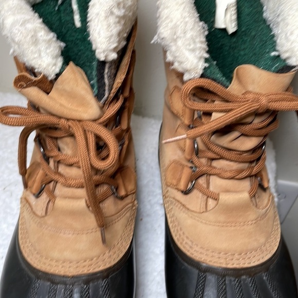 SOREL Caribou Snow Boots Size 8 - Picture 9 of 13